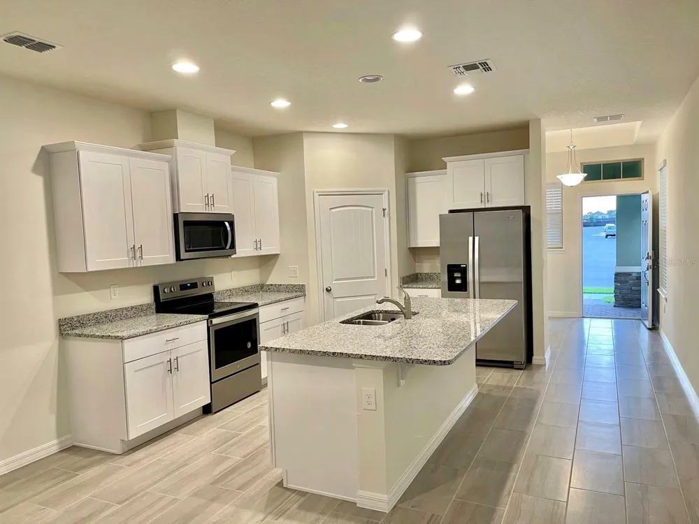9321 JAYWOOD ROAD Winter Garden, FL 34787