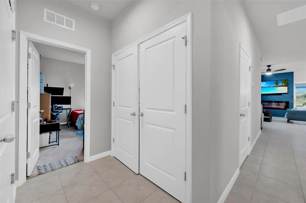 8792 PRAIRIE CREEK DRIVE New Port Richey, FL 34655