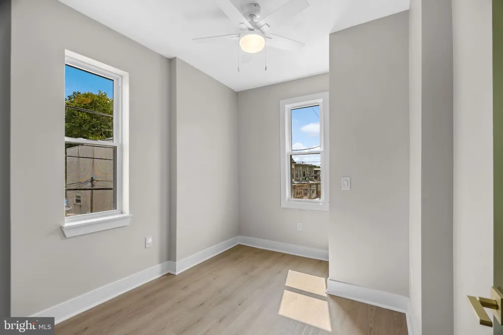 4259 SALMON STREET Philadelphia, PA 19137