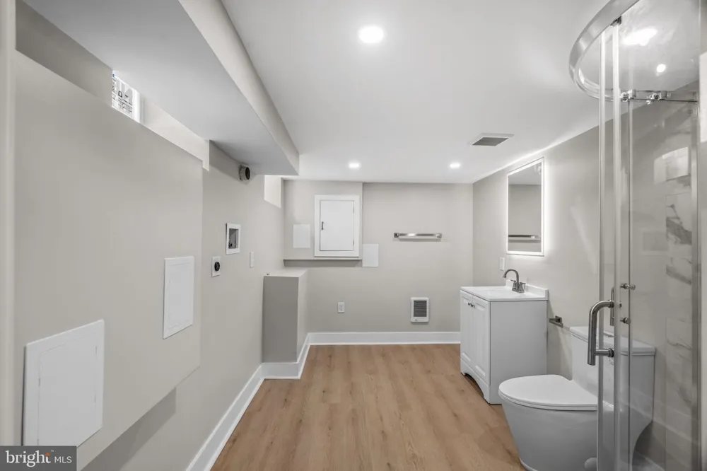 4259 SALMON STREET Philadelphia, PA 19137