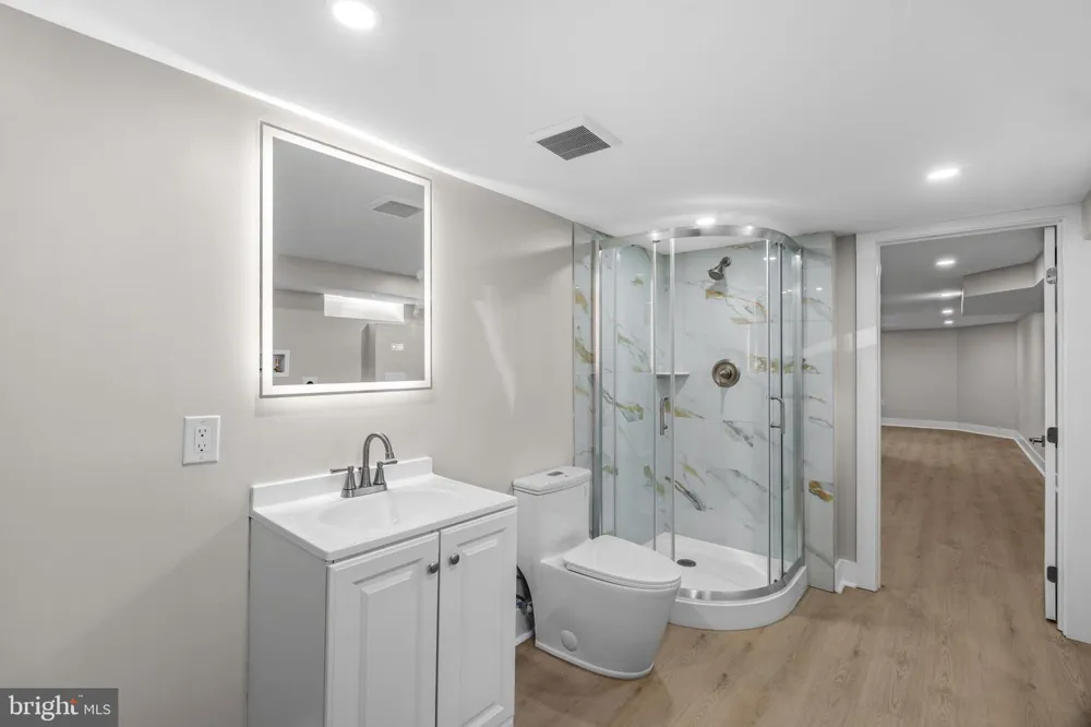 4259 SALMON STREET Philadelphia, PA 19137