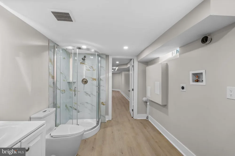 4259 SALMON STREET Philadelphia, PA 19137
