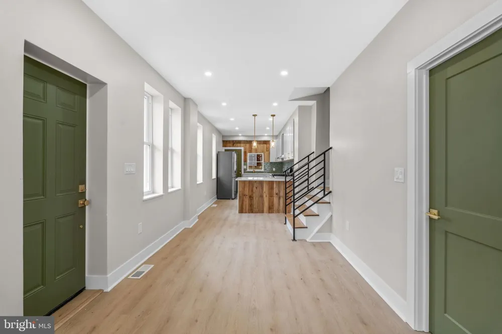 4259 SALMON STREET Philadelphia, PA 19137
