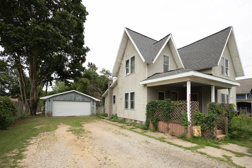425 E Allegan Street Otsego, MI 49078