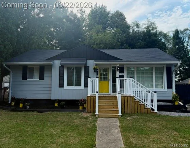3917 Winona Street Flint City, MI 48504