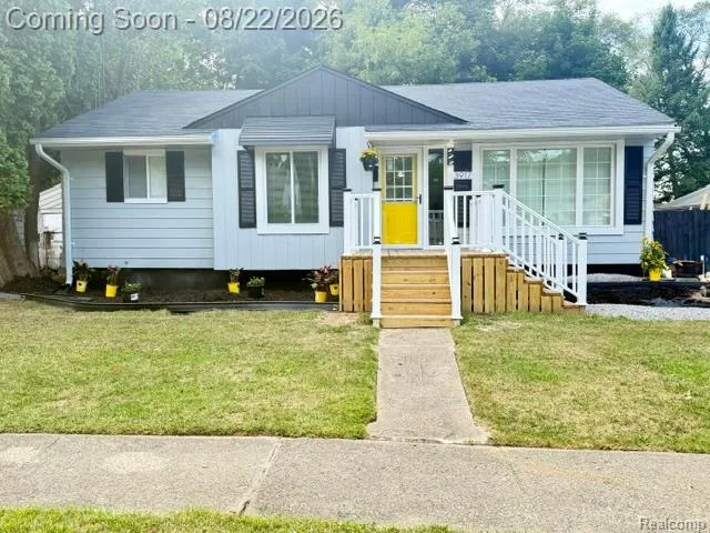 3917 Winona Street Flint City, MI 48504