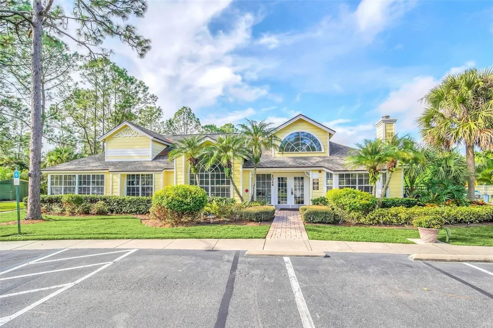 2040 ROYAL BAY BOULEVARD #32 Kissimmee, FL 34746