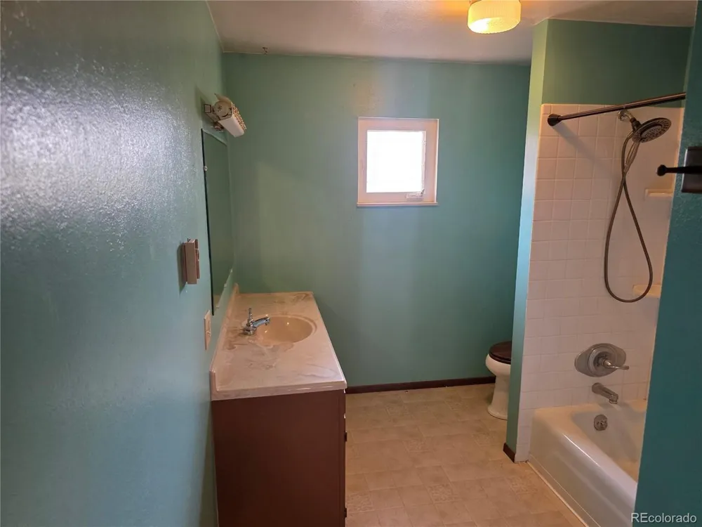 519 Dakota Avenue Simla, CO 80835