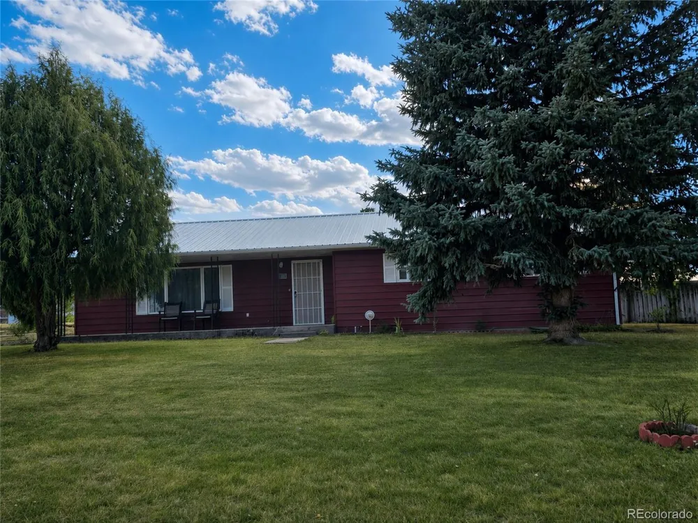 519 Dakota Avenue Simla, CO 80835