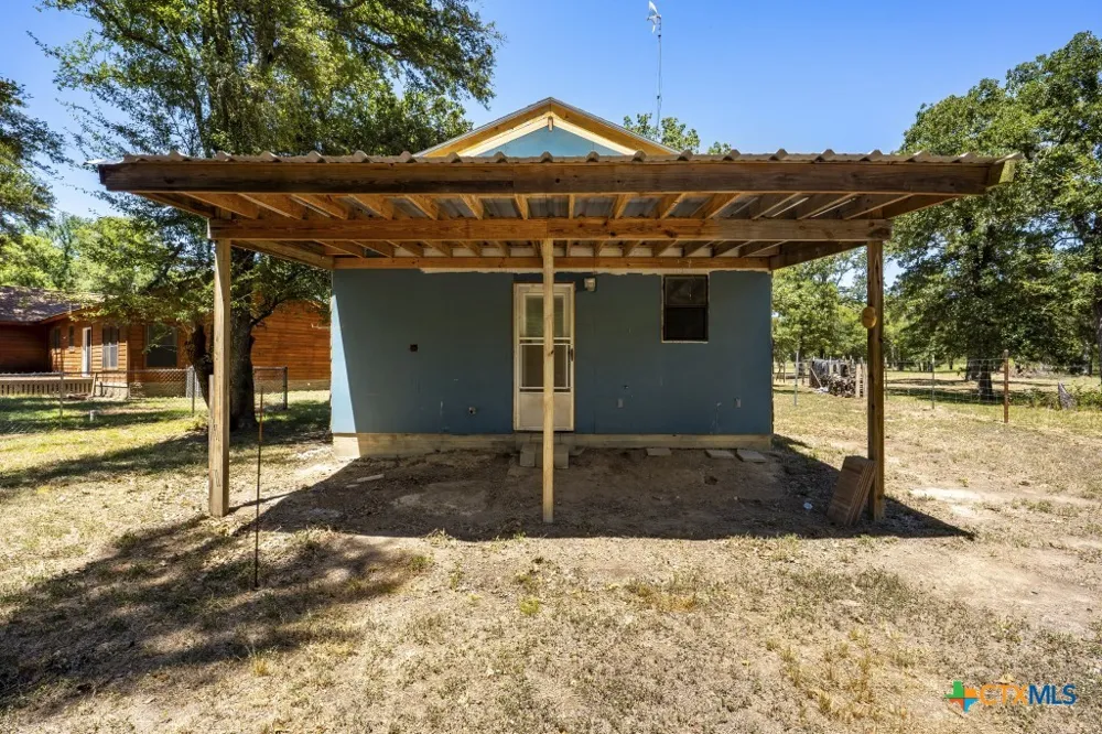 15375 FM 487 Thorndale, TX 76577
