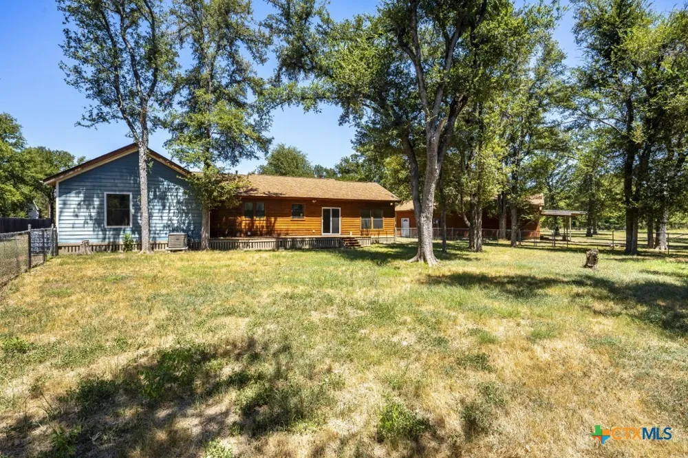 15375 FM 487 Thorndale, TX 76577