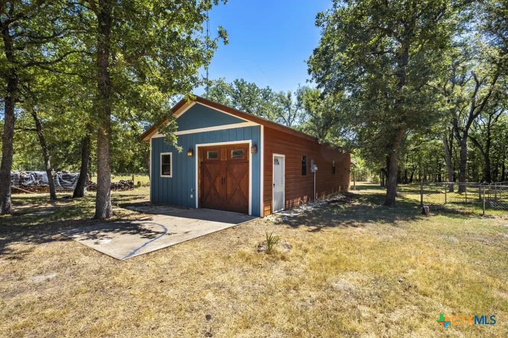 15375 FM 487 Thorndale, TX 76577