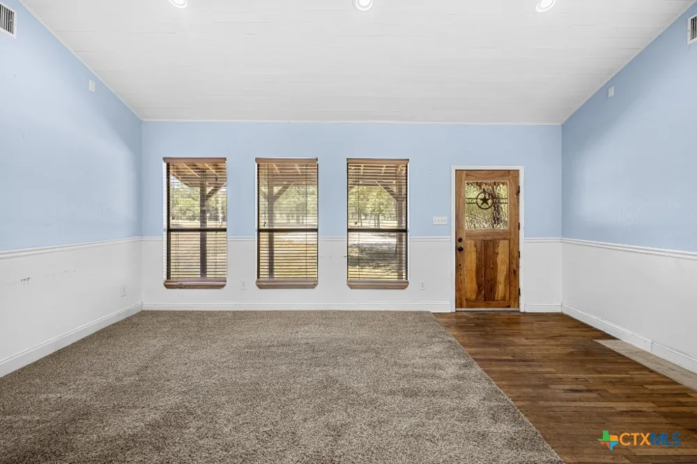 15375 FM 487 Thorndale, TX 76577
