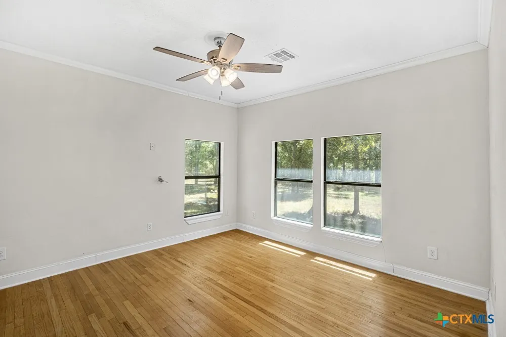 15375 FM 487 Thorndale, TX 76577