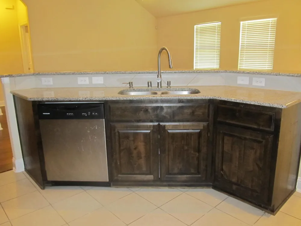 4024 Eric Drive Heartland, TX 75126