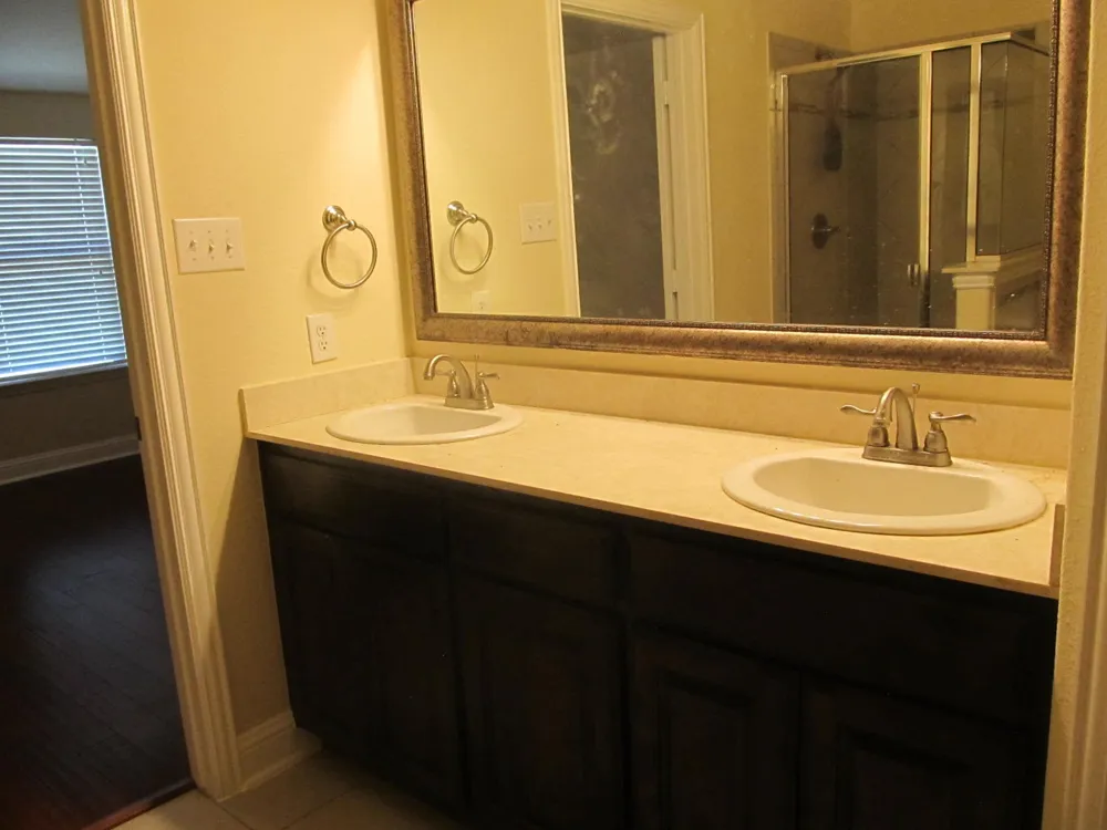 4024 Eric Drive Heartland, TX 75126