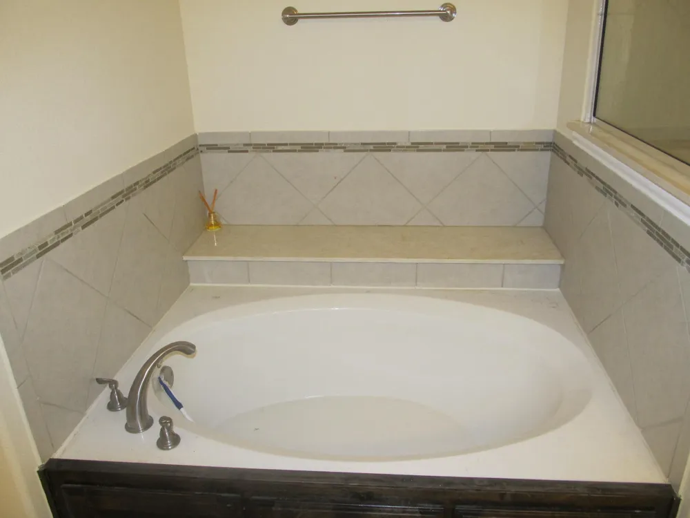 4024 Eric Drive Heartland, TX 75126
