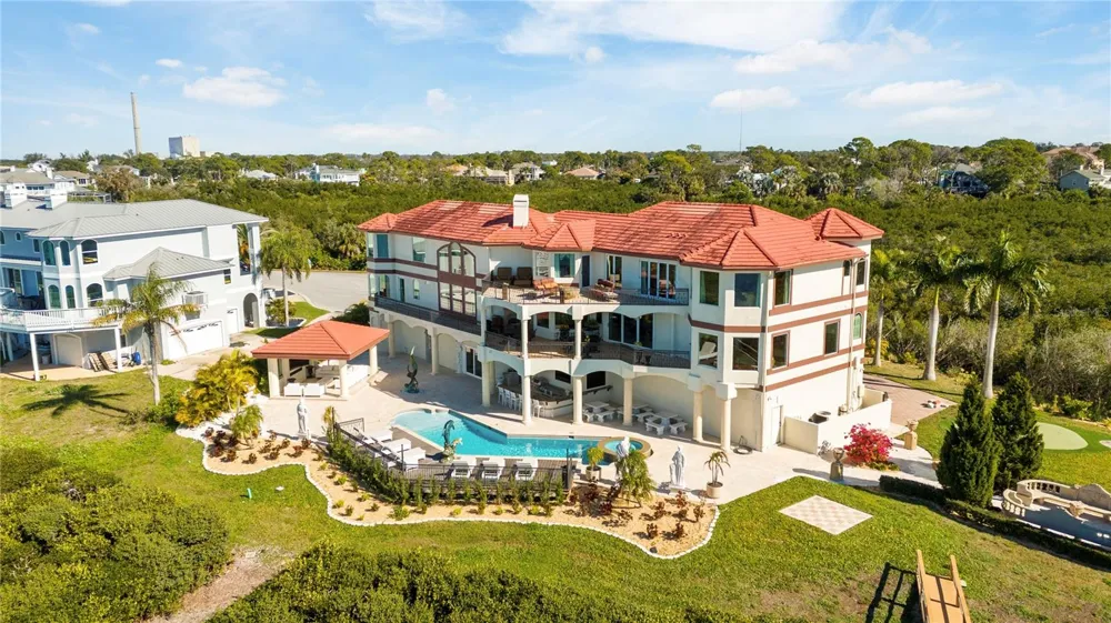 2115 ALEXIS COURT Tarpon Springs, FL 34689