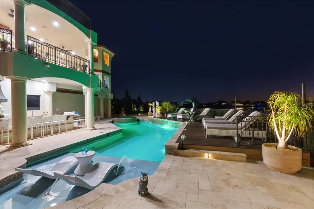 2115 ALEXIS COURT Tarpon Springs, FL 34689