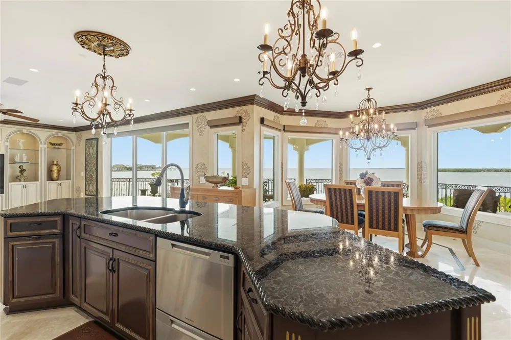 2115 ALEXIS COURT Tarpon Springs, FL 34689