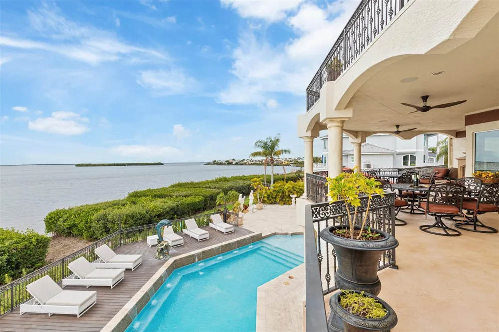 2115 ALEXIS COURT Tarpon Springs, FL 34689
