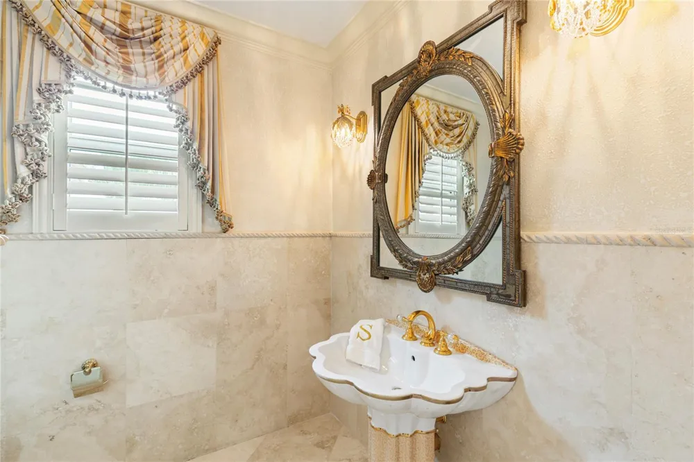 2115 ALEXIS COURT Tarpon Springs, FL 34689