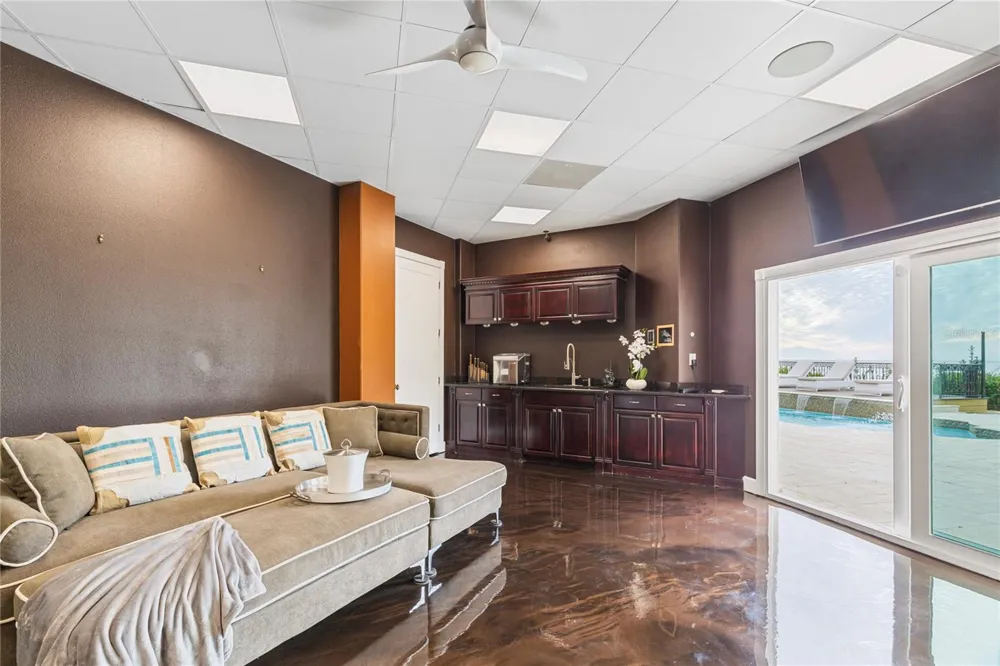 2115 ALEXIS COURT Tarpon Springs, FL 34689