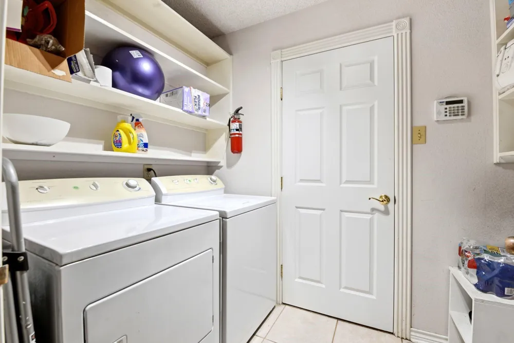 730 Seacliff Drive Houston, TX 77062