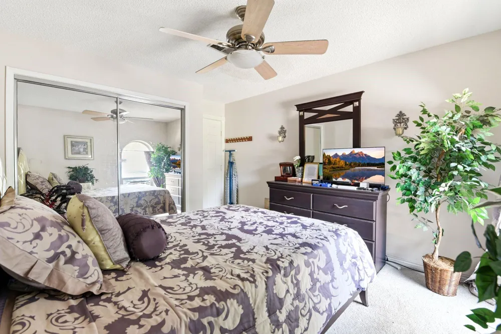 730 Seacliff Drive Houston, TX 77062