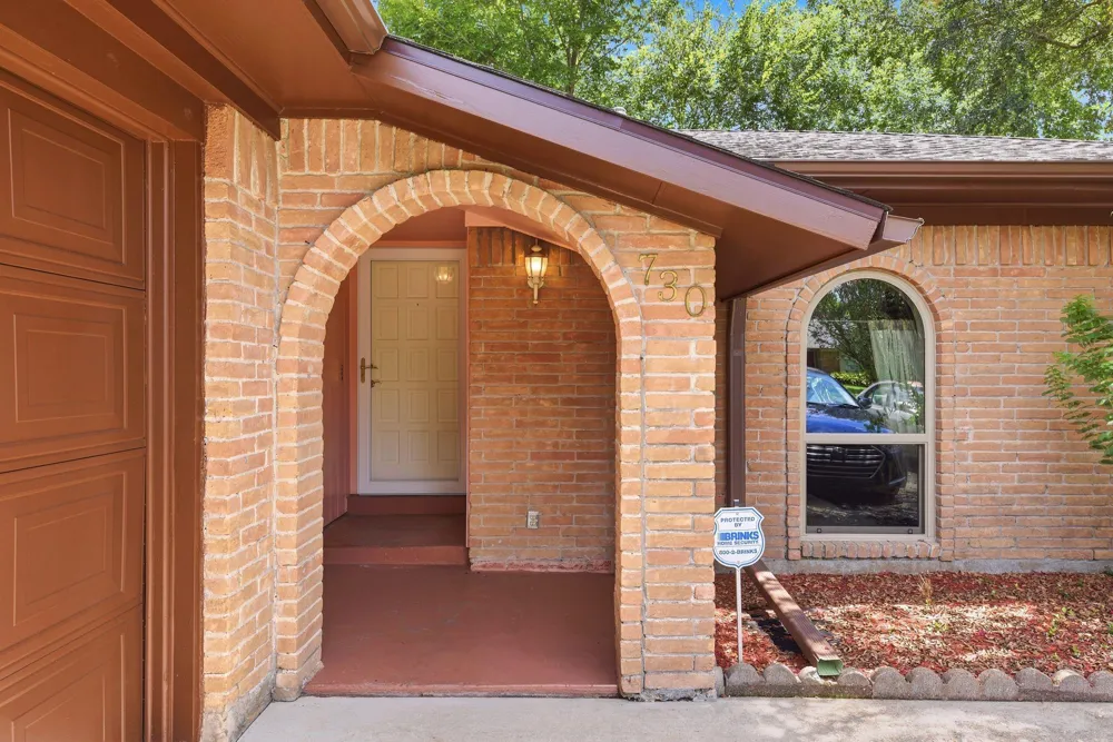 730 Seacliff Drive Houston, TX 77062