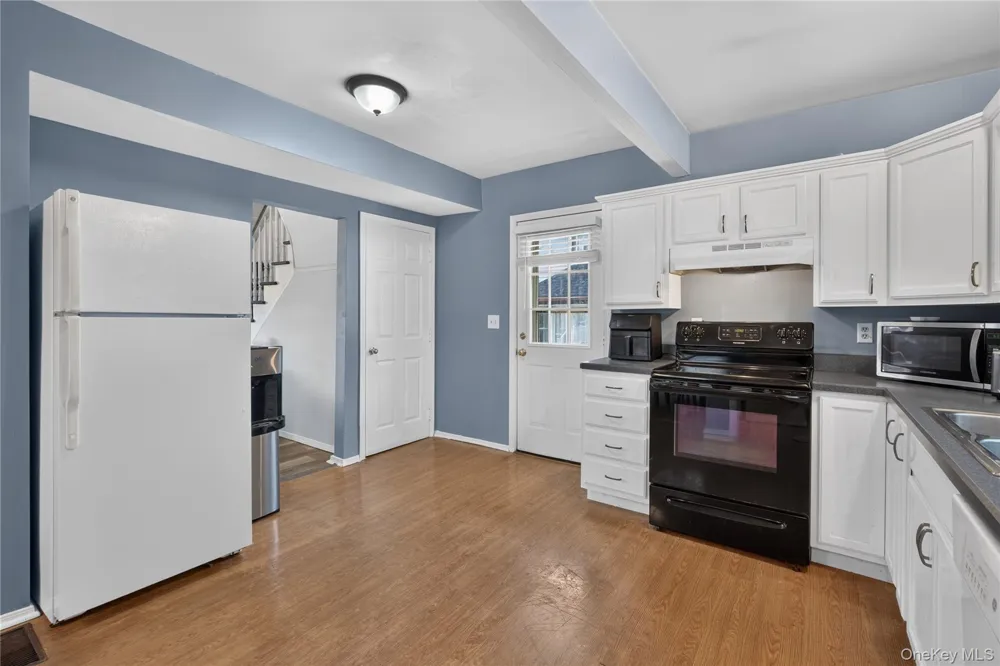 19 Railroad Avenue Walden, NY 12586
