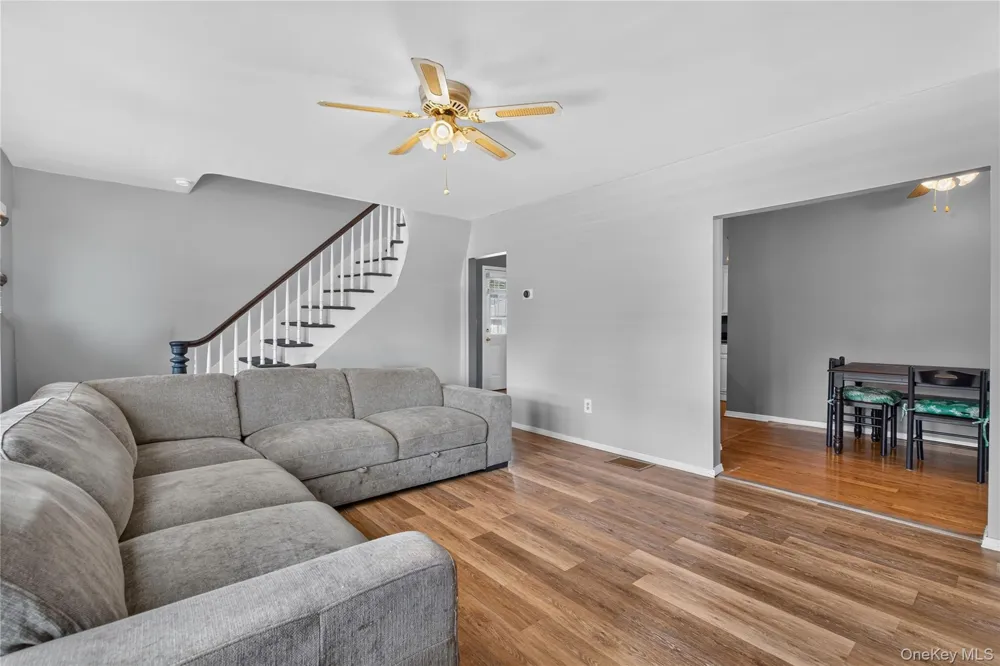 19 Railroad Avenue Walden, NY 12586