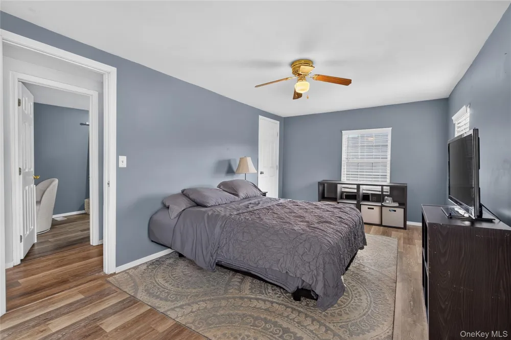 19 Railroad Avenue Walden, NY 12586