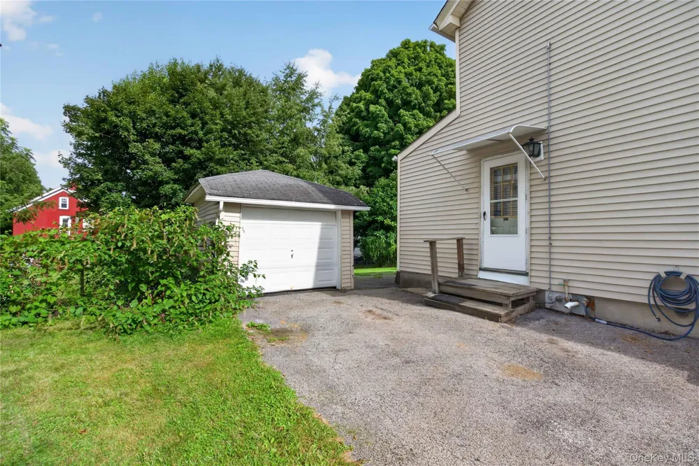 19 Railroad Avenue Walden, NY 12586