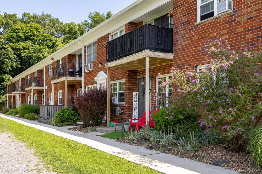 3 Colonial Road #97 Beacon, NY 12508