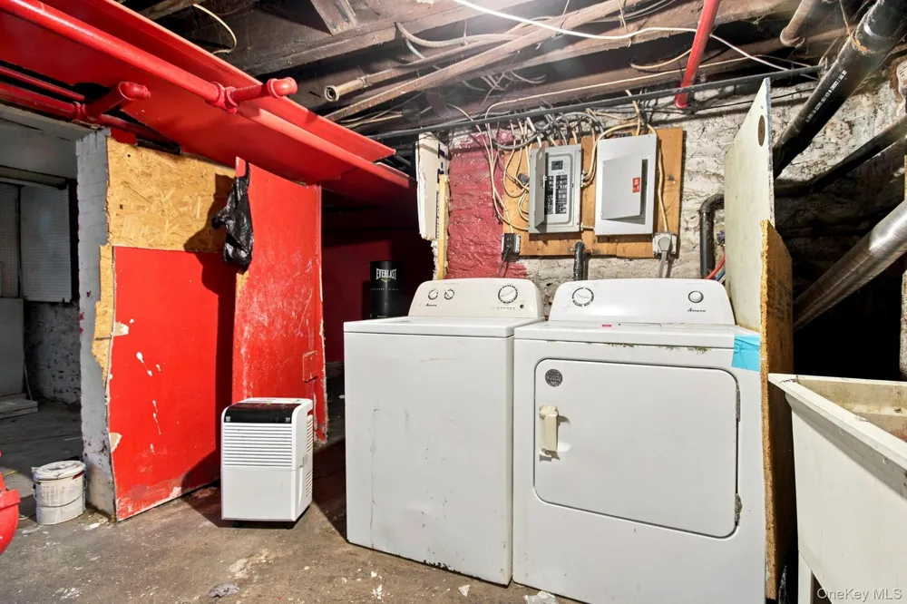 173 S Cherry Street Poughkeepsie, NY 12601