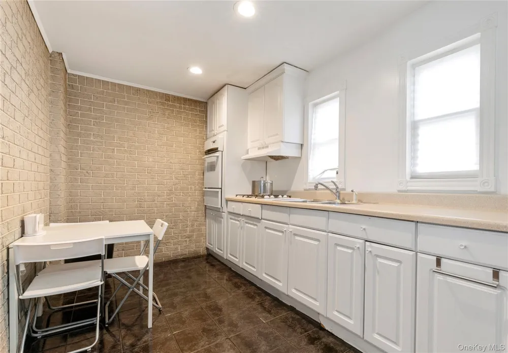 211 Beach 16th Street Far Rockaway, NY 11691