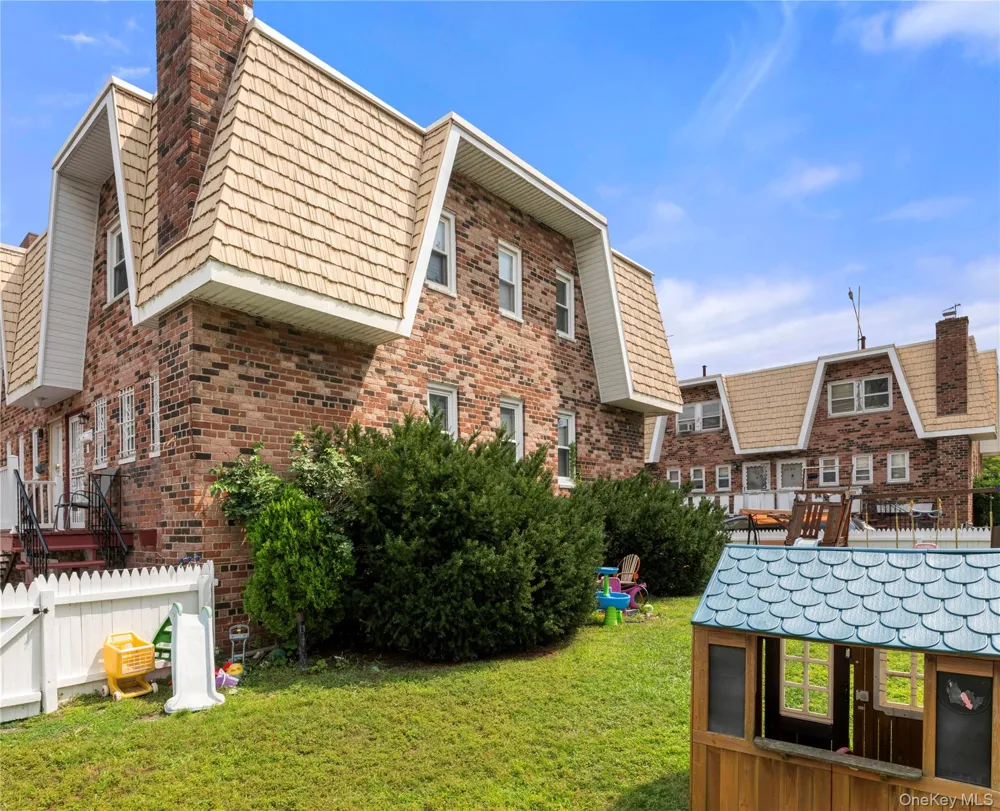 211 Beach 16th Street Far Rockaway, NY 11691