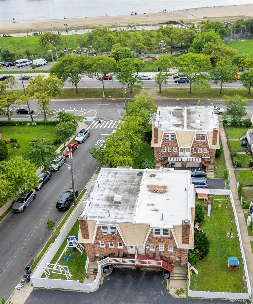 211 Beach 16th Street Far Rockaway, NY 11691
