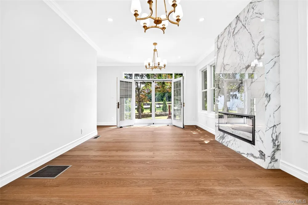 22 Northway Bronxville, NY 10708