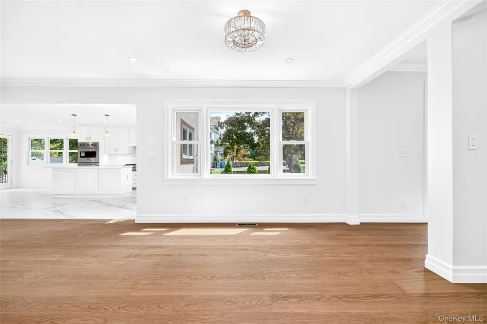 22 Northway Bronxville, NY 10708
