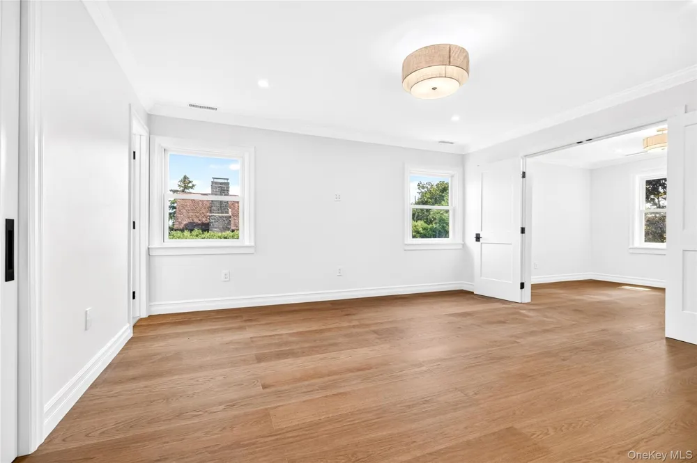 22 Northway Bronxville, NY 10708