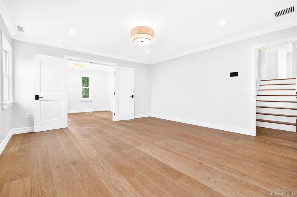 22 Northway Bronxville, NY 10708