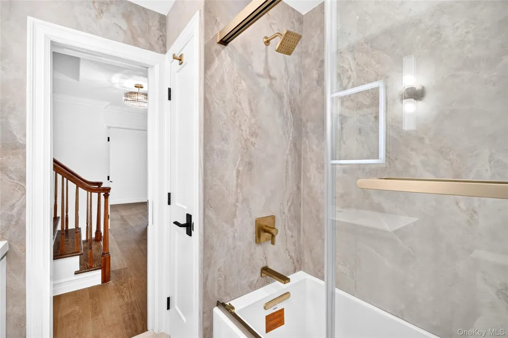 22 Northway Bronxville, NY 10708