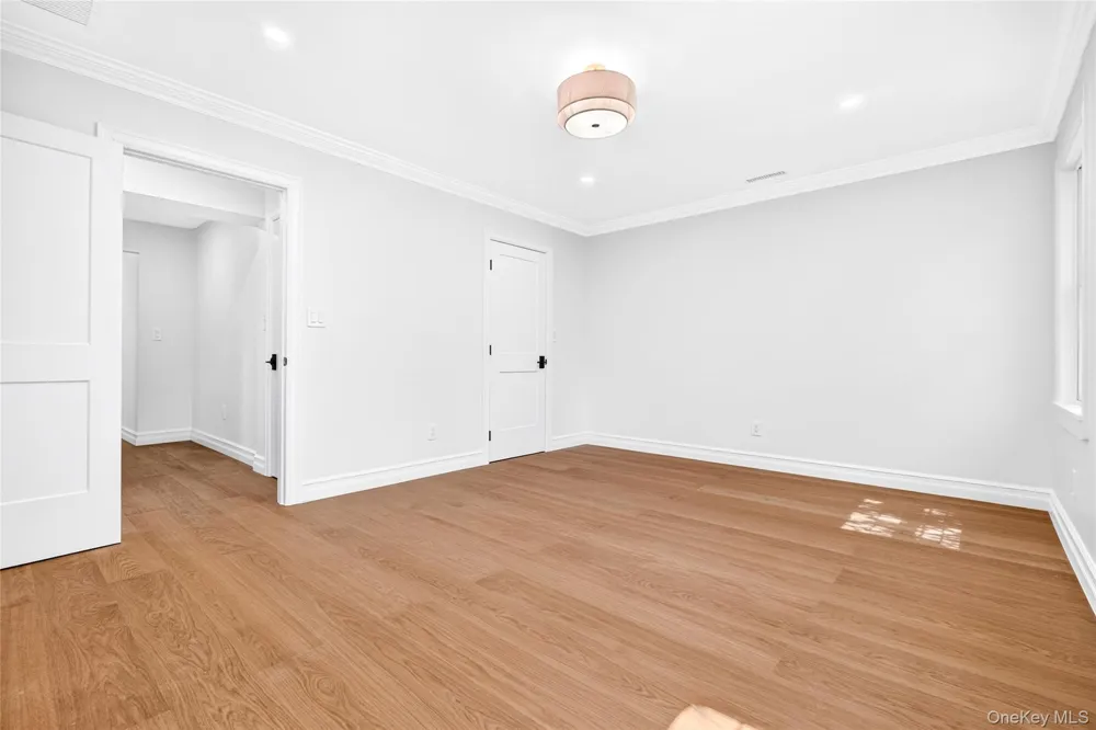 22 Northway Bronxville, NY 10708