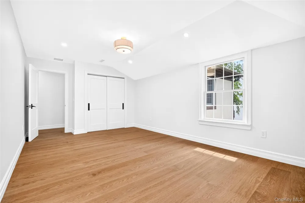 22 Northway Bronxville, NY 10708