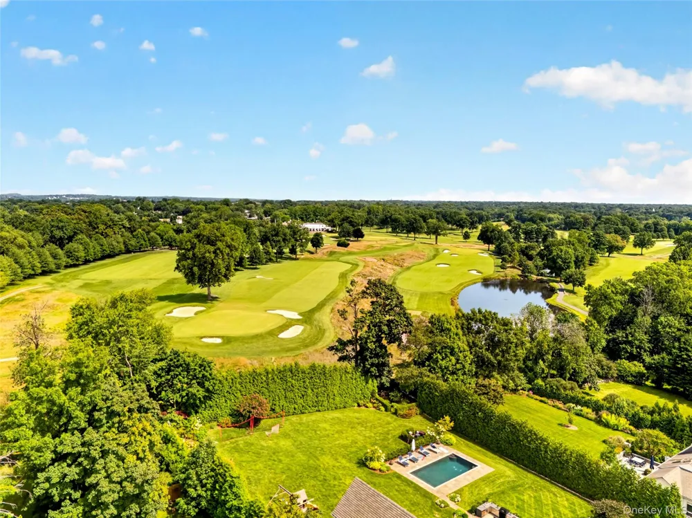 22 Northway Bronxville, NY 10708
