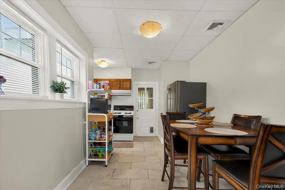 510 Secatogue Avenue Farmingdale, NY 11735