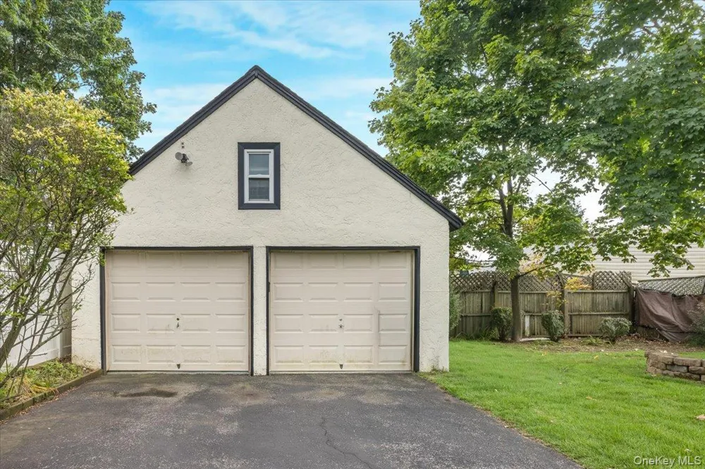 510 Secatogue Avenue Farmingdale, NY 11735
