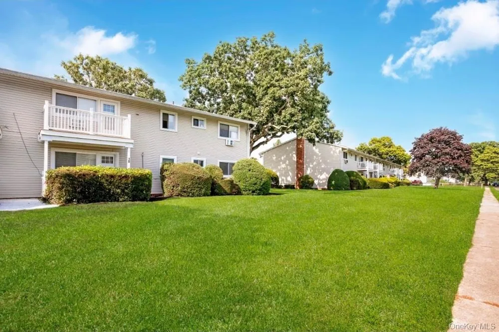 57 Adams Road #1B Central Islip, NY 11722